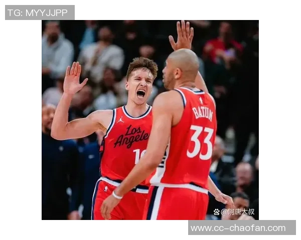 快船半场狂胜篮网31分首节仅得14分展现实力差距